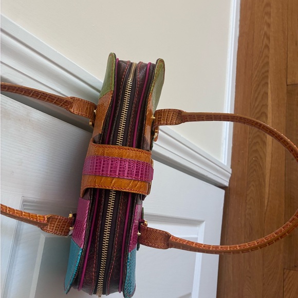 Gorgeous multicolor vintage ETRO bag - Picture 4 of 7